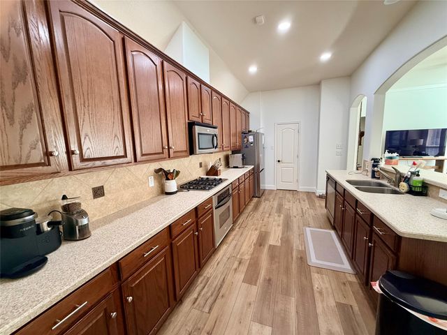 10261 Limbercost Lane, Frisco, TX 75035