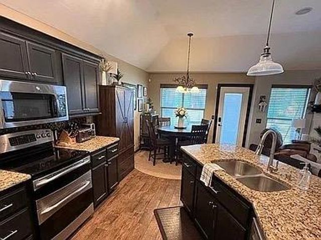 1261 Misty Drive, Piedmont, OK 73078
