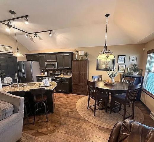 1261 Misty Drive, Piedmont, OK 73078