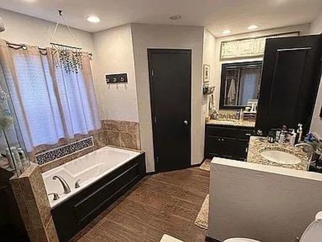 1261 Misty Drive, Piedmont, OK 73078