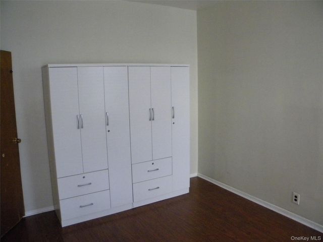 42-25 80th Street 5P, Elmhurst, NY 11373