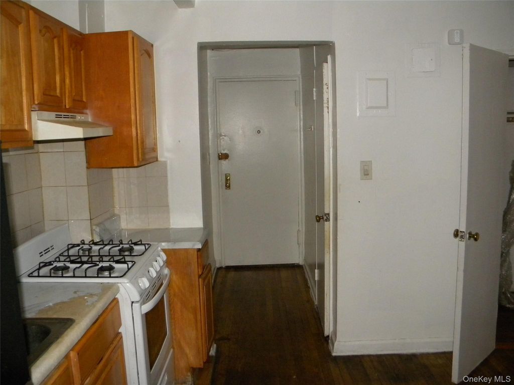42-25 80th Street 5P, Elmhurst, NY 11373 — photo 2