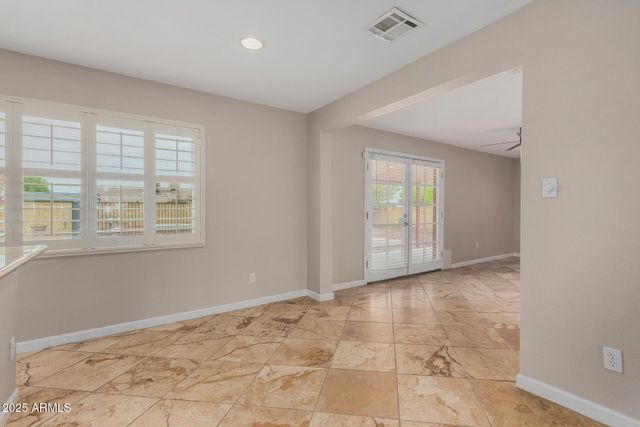 11825 S Coconino Street, Phoenix, AZ 85044
