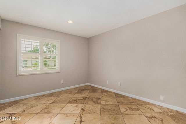 11825 S Coconino Street, Phoenix, AZ 85044