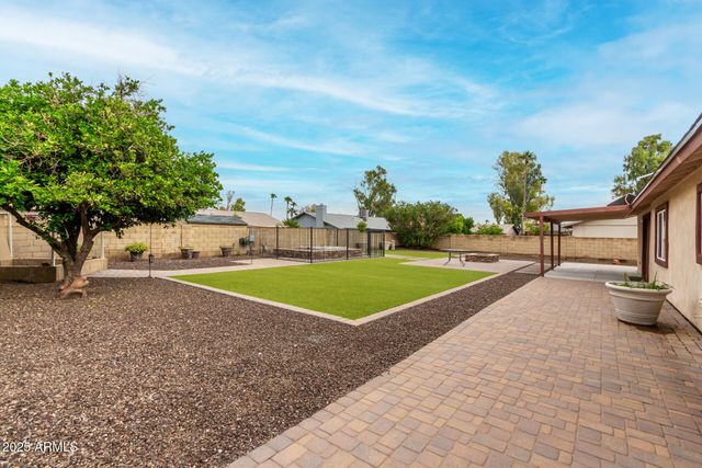 11825 S Coconino Street, Phoenix, AZ 85044