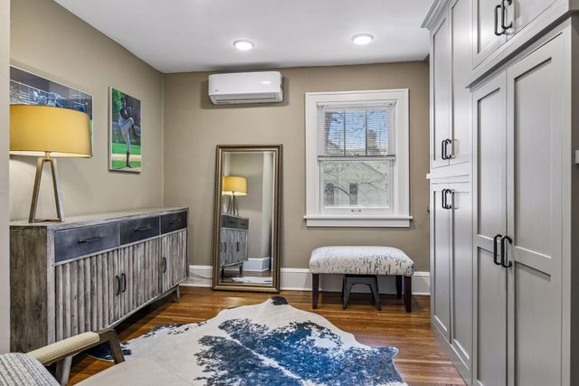 4000 Zenith Avenue S, Minneapolis, MN 55410