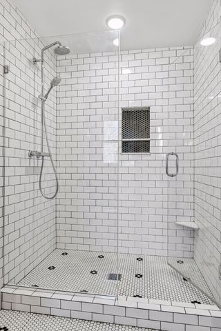 4000 Zenith Avenue S, Minneapolis, MN 55410