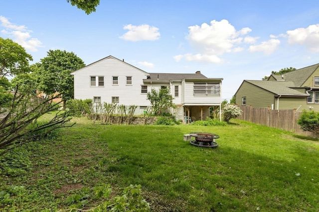 36 Ripley Rd, Medford, MA 02155