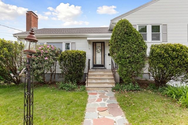 36 Ripley Rd, Medford, MA 02155