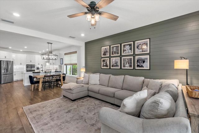 16419 PAYNES MILL DRIVE, Lakewood Ranch, FL 34211