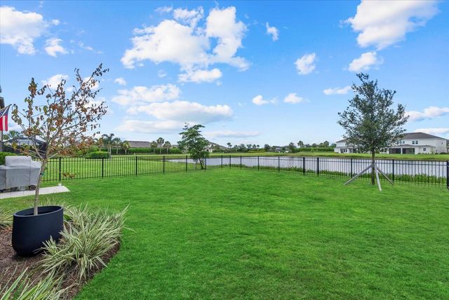 16419 PAYNES MILL DRIVE, Lakewood Ranch, FL 34211