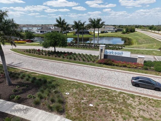 16419 PAYNES MILL DRIVE, Lakewood Ranch, FL 34211