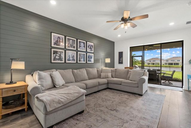 16419 PAYNES MILL DRIVE, Lakewood Ranch, FL 34211
