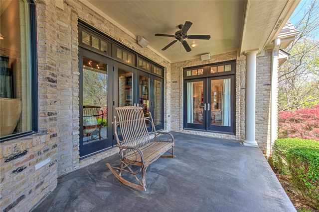 900 Beau Chalet Drive, Bentonville, AR 72713