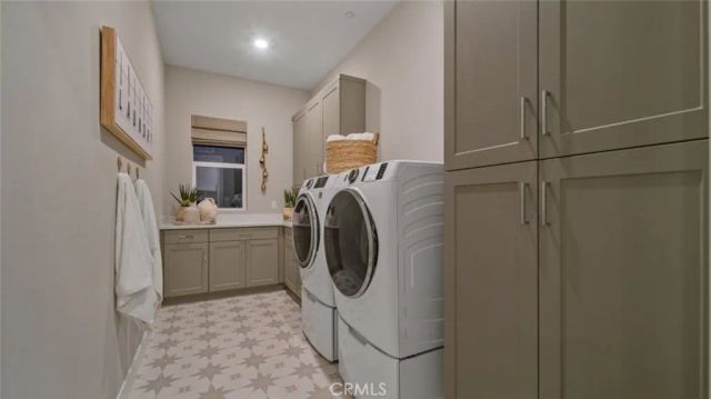 29409 Via Diamante, Valencia, CA 91354