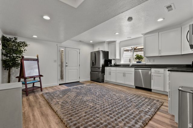 606 S RAVENWOOD LN, Saratoga Springs, UT 84045
