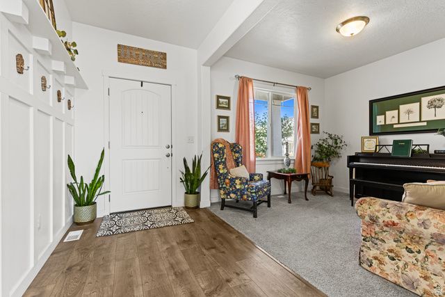 606 S RAVENWOOD LN, Saratoga Springs, UT 84045