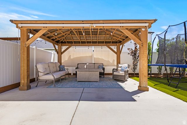 606 S RAVENWOOD LN, Saratoga Springs, UT 84045