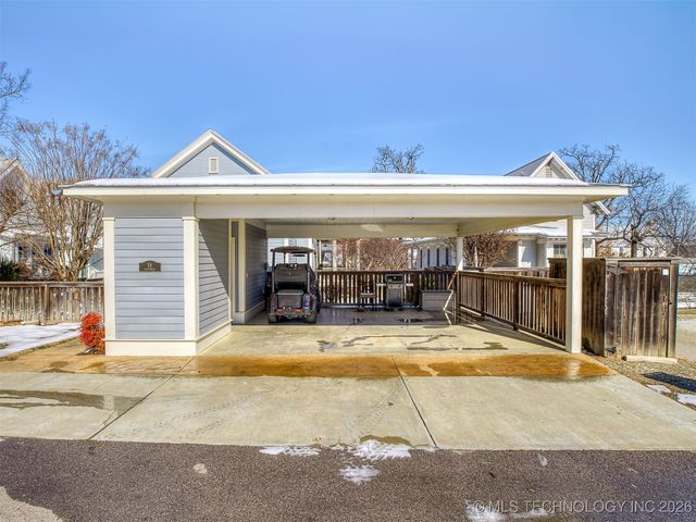 58 Boardwalk, Carlton Landing, OK 74432