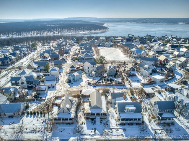 58 Boardwalk, Carlton Landing, OK 74432