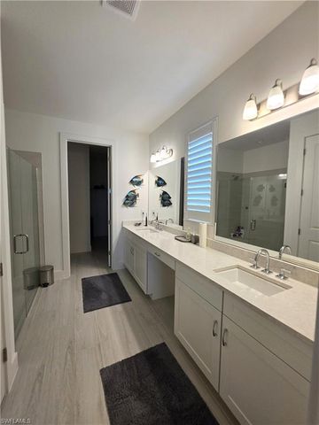 8955 Kingston ST, Naples, FL 34114