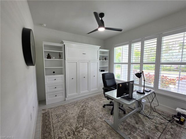 8955 Kingston ST, Naples, FL 34114