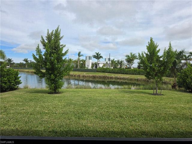 8955 Kingston ST, Naples, FL 34114