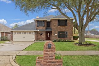 10900 Spruce Drive S, La Porte, TX 77571