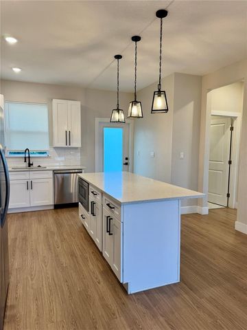 1516 59TH STREET N, St Petersburg, FL 33710