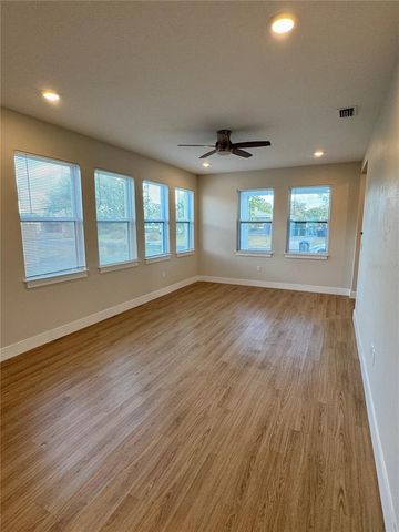 1516 59TH STREET N, St Petersburg, FL 33710