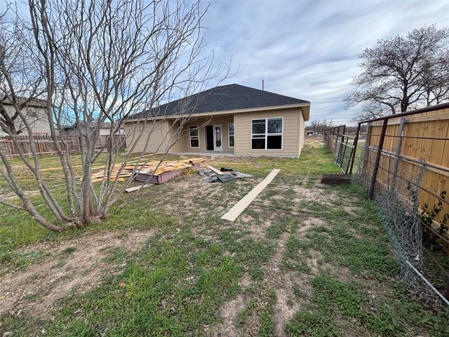 2905 Hemphill Street, Brownwood, TX 76801