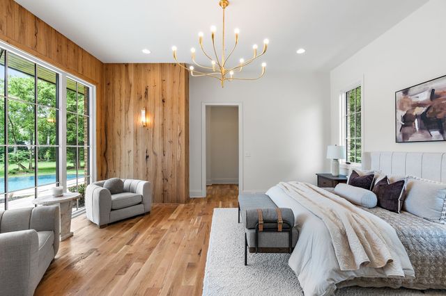 2805 Tyne Blvd, Nashville, TN 37215