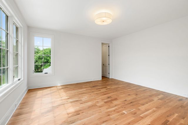 2805 Tyne Blvd, Nashville, TN 37215