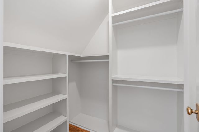 2805 Tyne Blvd, Nashville, TN 37215