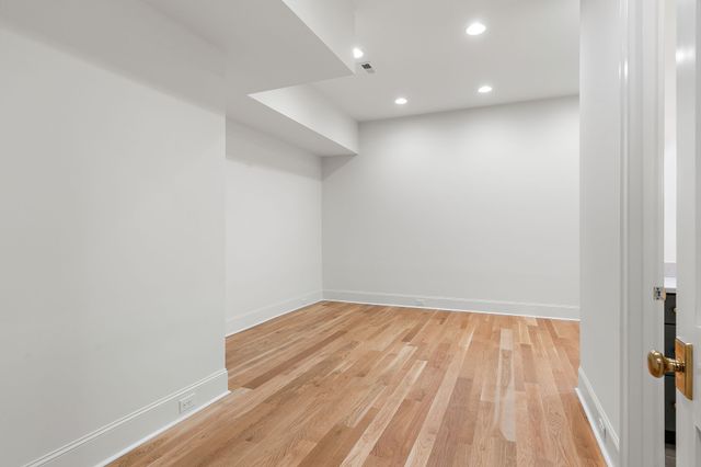 2805 Tyne Blvd, Nashville, TN 37215