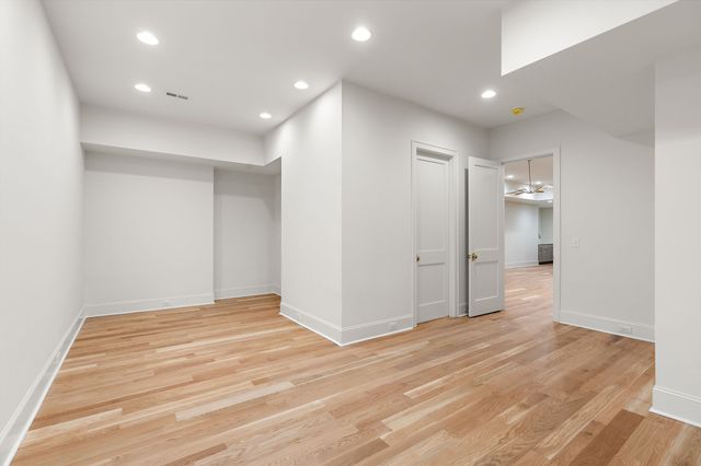 2805 Tyne Blvd, Nashville, TN 37215