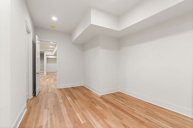 2805 Tyne Blvd, Nashville, TN 37215