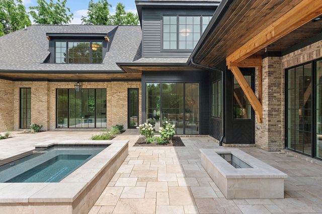 2805 Tyne Blvd, Nashville, TN 37215