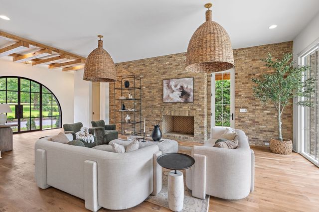 2805 Tyne Blvd, Nashville, TN 37215