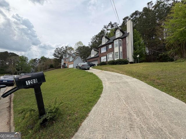 1200 Justin Lane, Lithonia, GA 30058