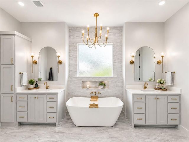4604 Rustic Trails, Moore, OK 73160