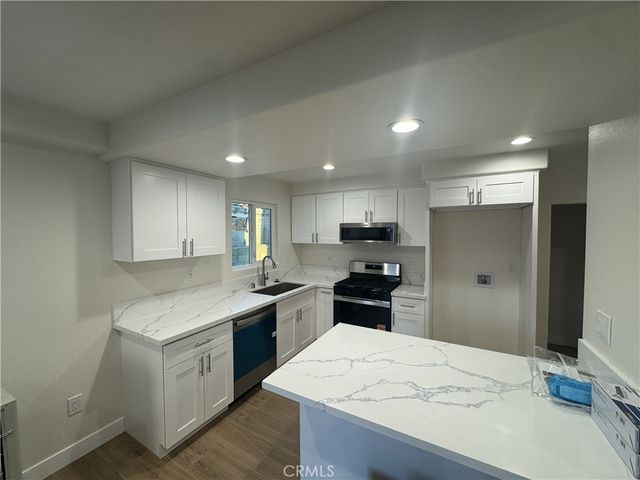 11624 208th, Lakewood, CA 90715