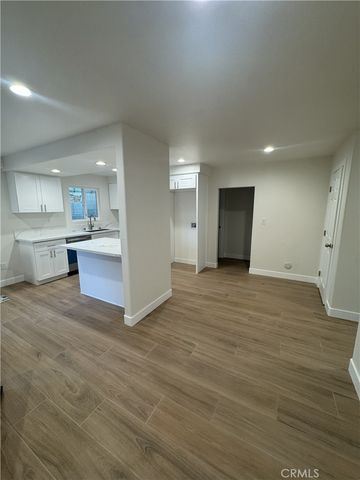 11624 208th, Lakewood, CA 90715