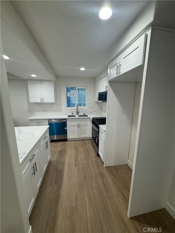 11624 208th, Lakewood, CA 90715