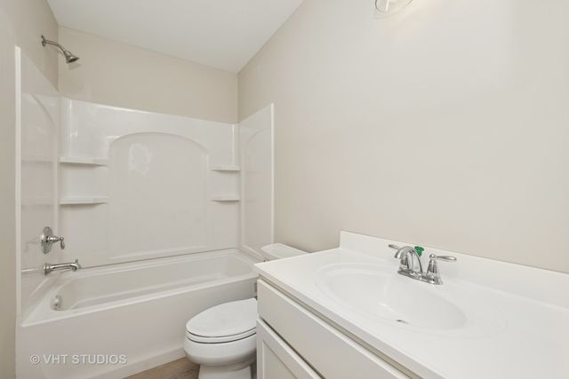 3515 Kings Lair Drive, Spring Grove, IL 60081