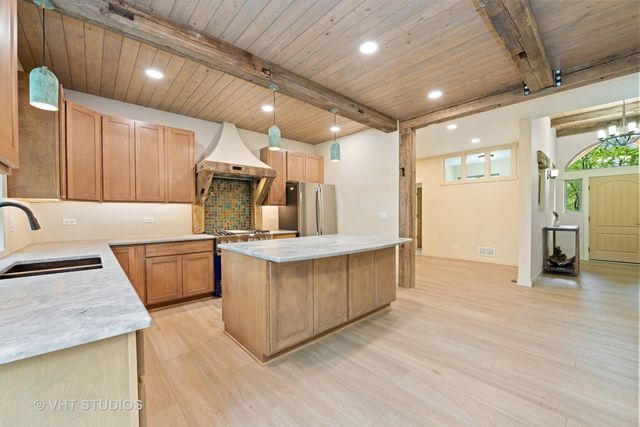 3515 Kings Lair Drive, Spring Grove, IL 60081