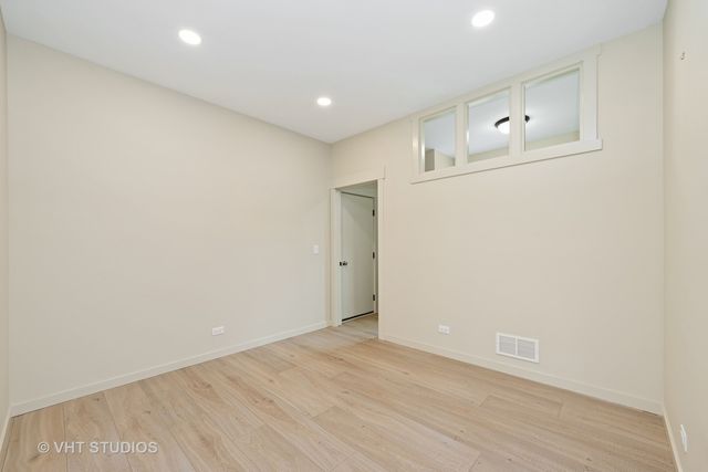 3515 Kings Lair Drive, Spring Grove, IL 60081