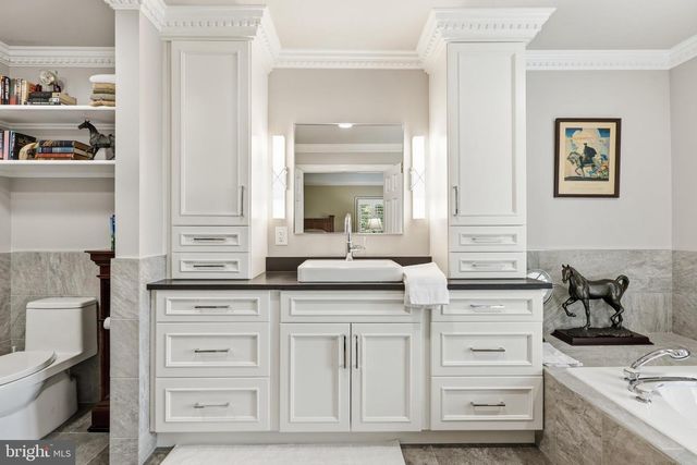 6656 HAMPTON PARK CT, Mclean, VA 22101