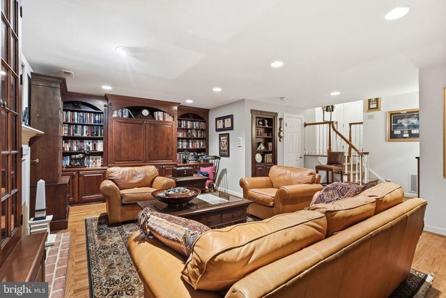 6656 HAMPTON PARK CT, Mclean, VA 22101