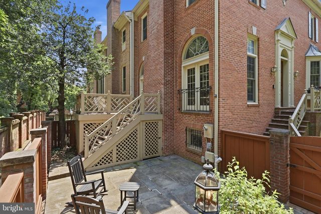 6656 HAMPTON PARK CT, Mclean, VA 22101